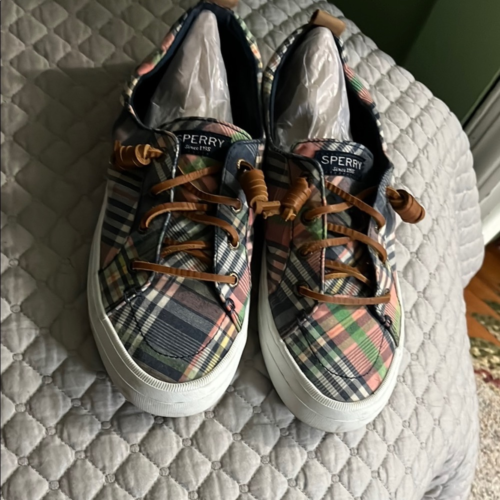 Last Chance SPERRY Topsiders